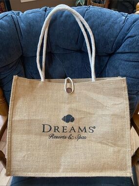Dreams Resorts & Spas Jute Seashell Tote Bag Rope Straps EUC Beach Summer Travel